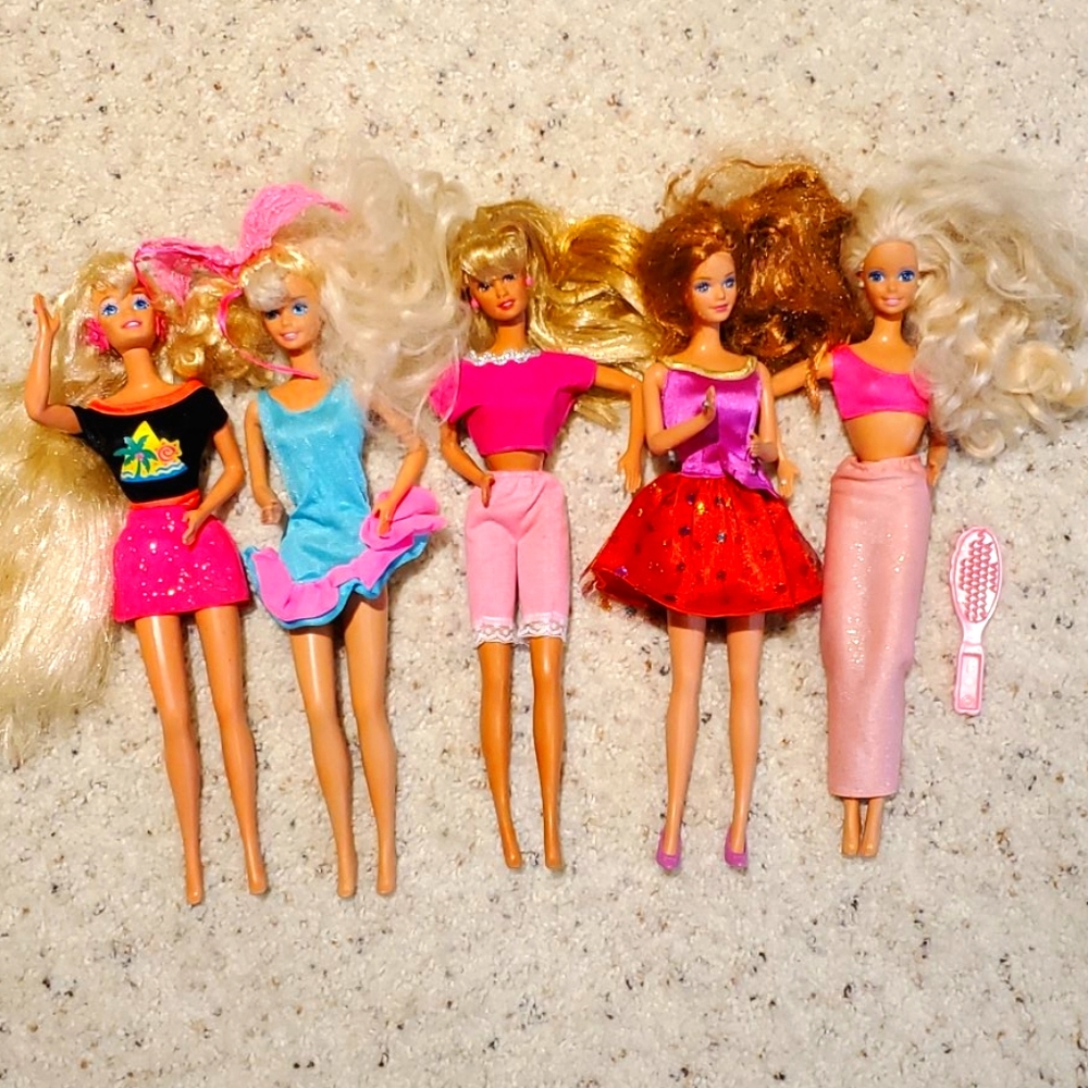 SOLD Lot of 5 Mattel Barbies